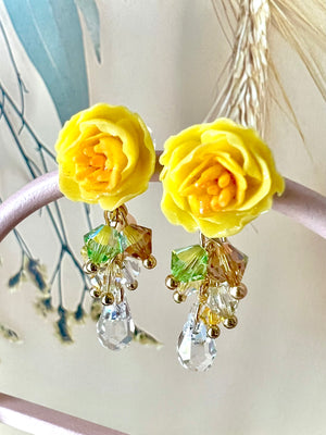 Pretty Yellow Blooms Earrings