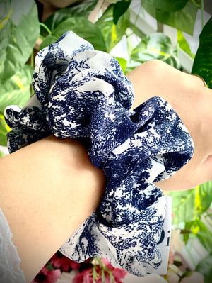 Not your usual XL Scrunchies