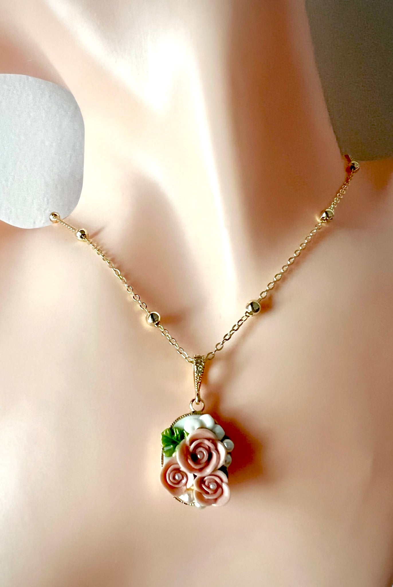 The Rose Pendant Necklace