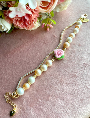 Dainty Rose Pearl Bracelet