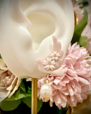 Pearly Dovey Earrings