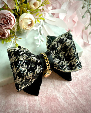 Houndstooth Chic Hair Clip Bow
